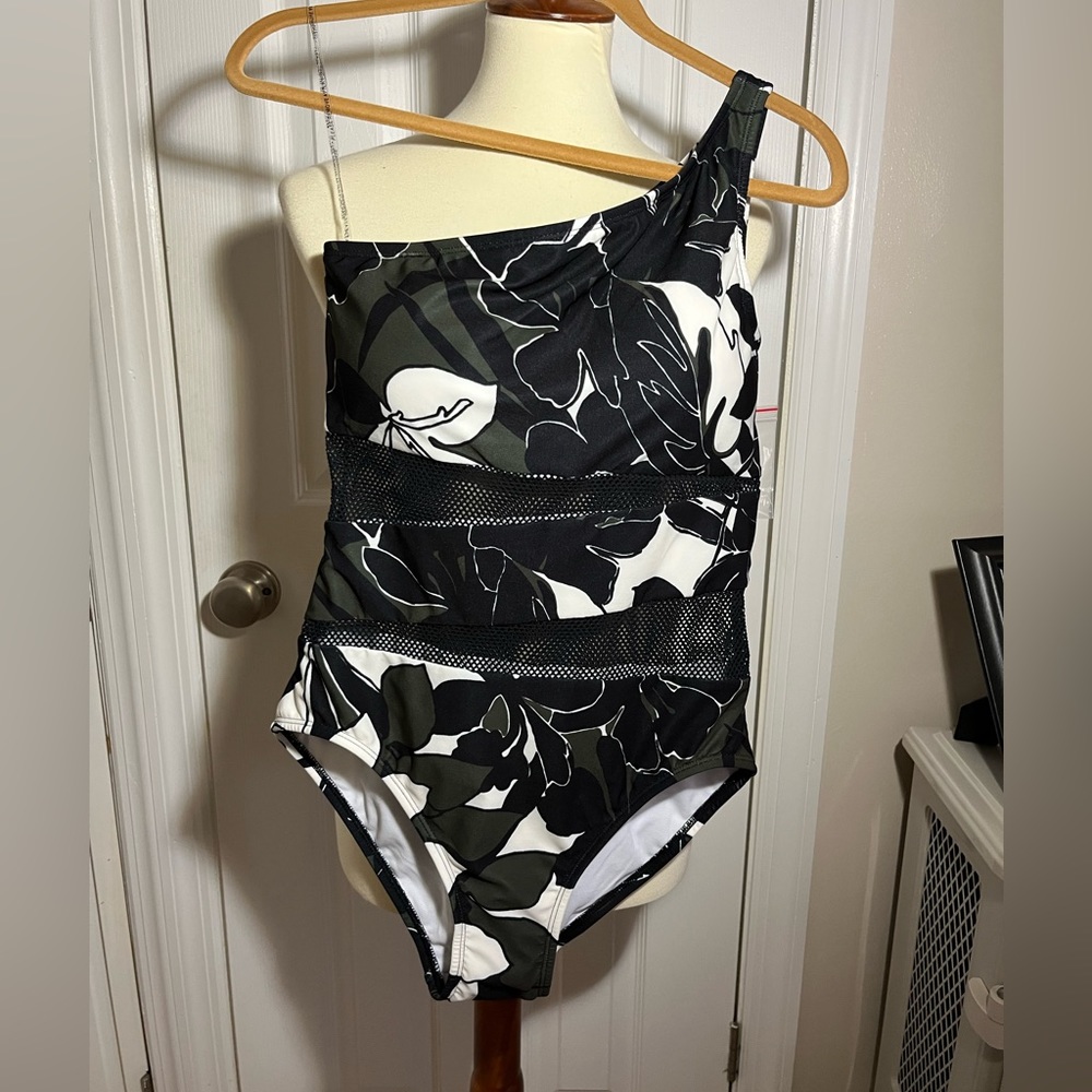 Carmen Marc Valvo One-Piece Swimsuit NWT